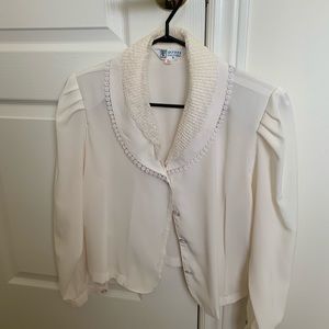 Vintage blouse in Canadian size 2